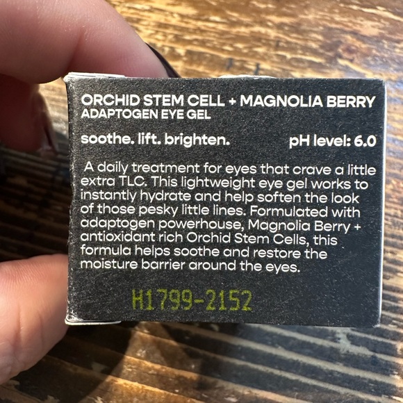 WILDKAT Orchid Stem Cell & Magnolia Berry Adaptogen Eye Gel NWT NEW - Picture 3 of 5
